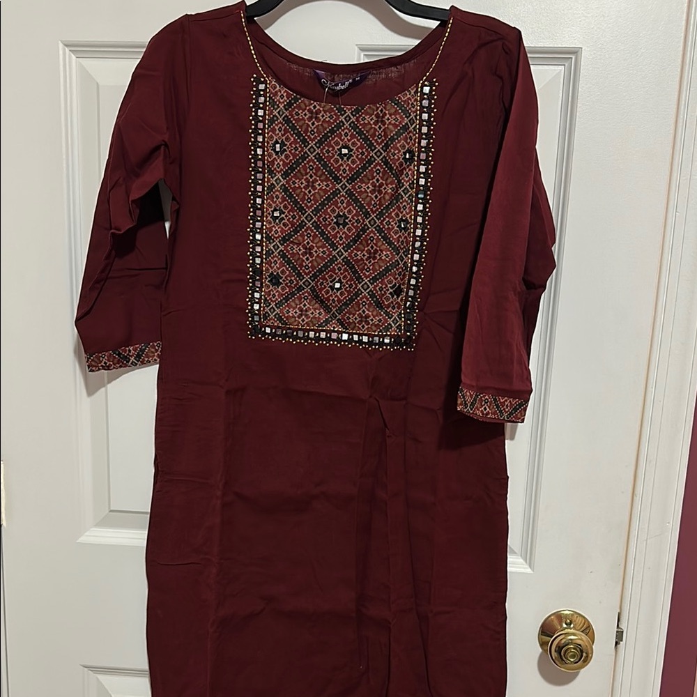 NWT Kurta with Mirrorwork